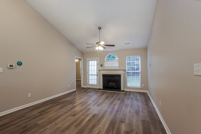 Building Photo - 9129 Shenington Pl