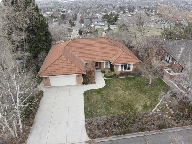 Foto del edificio - 3207 Apache Ln