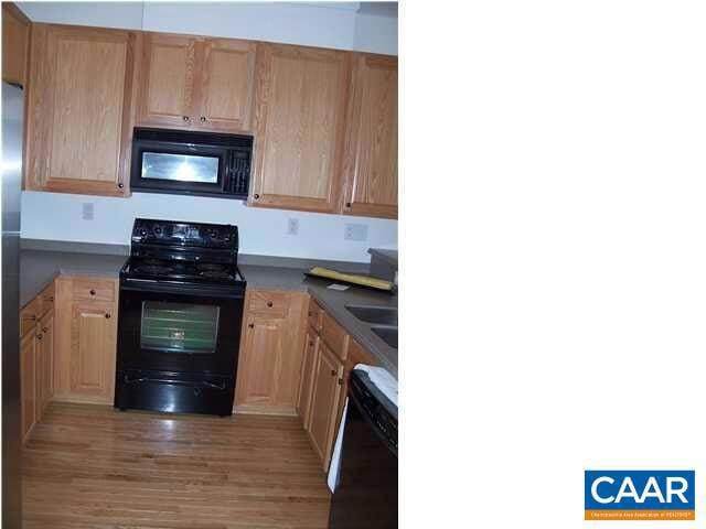 Foto del edificio - 544 Summerford Ln