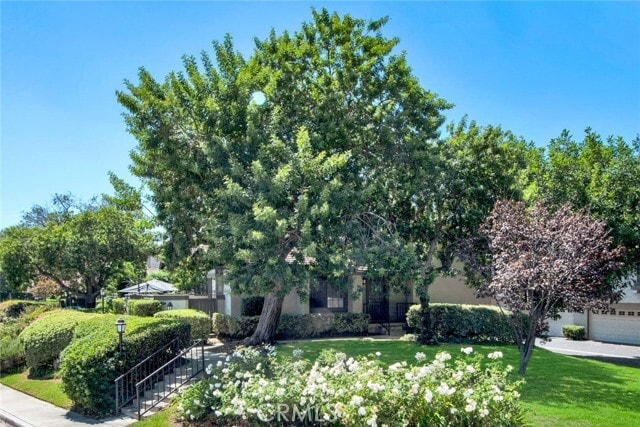 Building Photo - 14 Evening Breeze