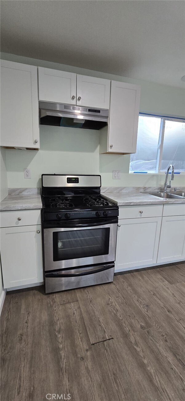Foto del edificio - 7728 Chimineas Ave