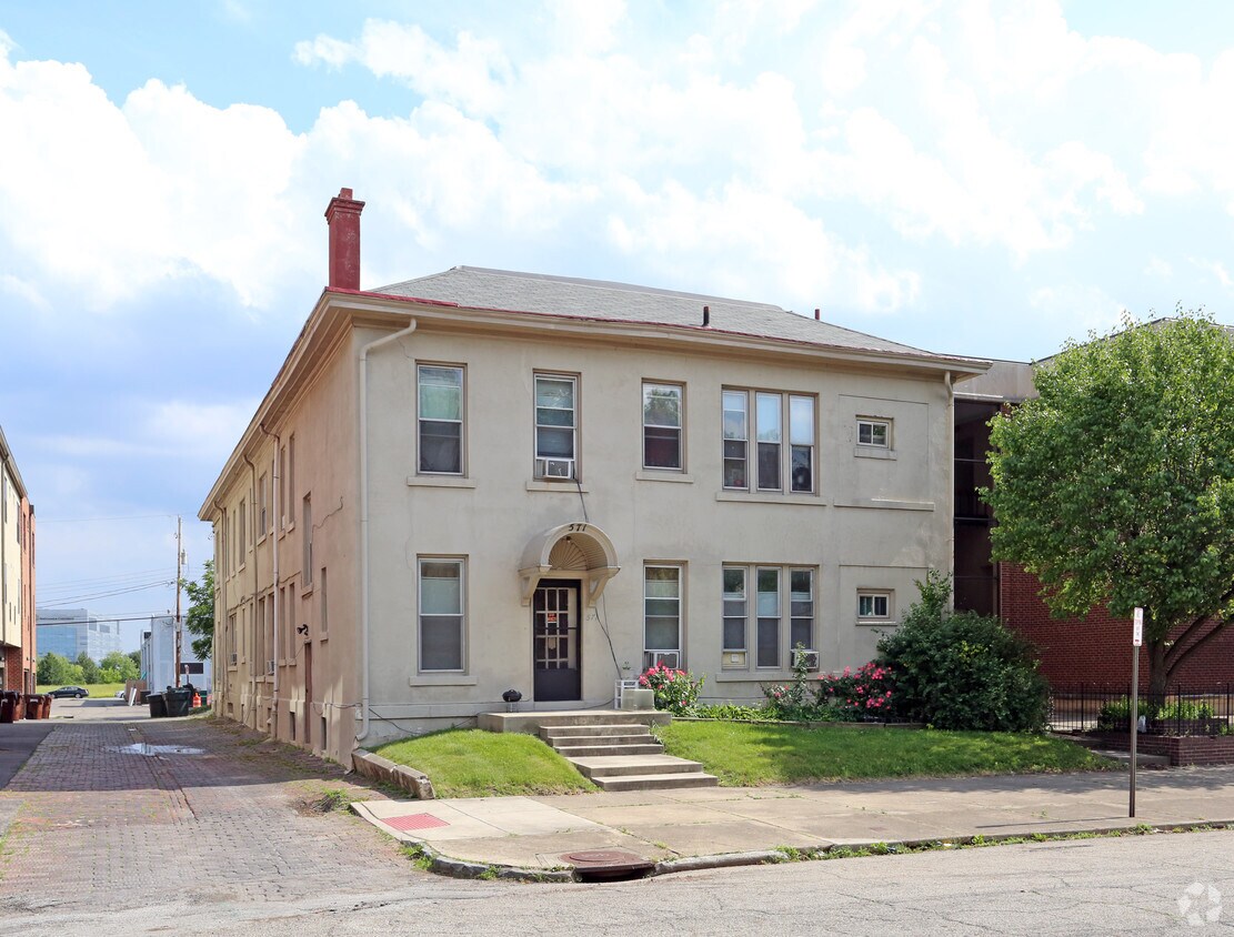 Foto principal - 571 E Rich St