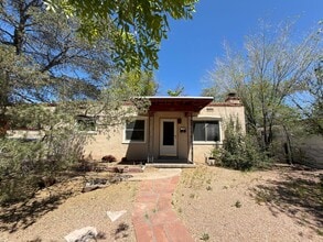 Building Photo - 123 Sombrio Dr