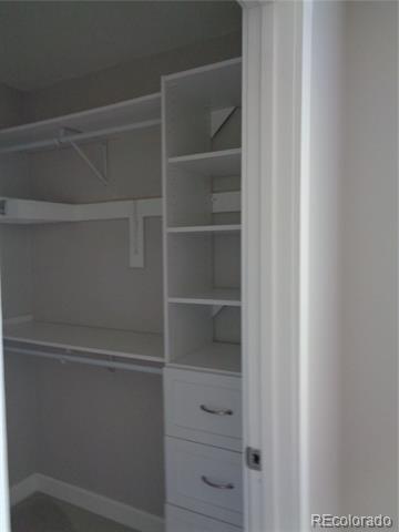Foto del edificio - 9235 Clermont Dr