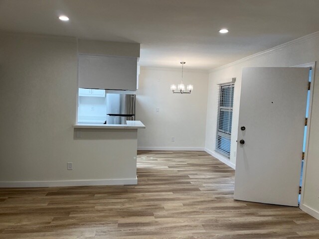 Foto del edificio - 8664 Falmouth Ave