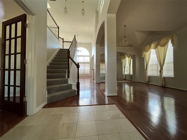 Building Photo - 11720 Cotswold Dr
