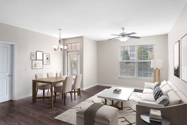 Building Photo - Cantare at Indian Lake Village