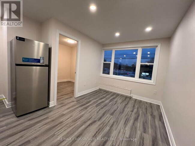 Photo du bâtiment - 1324 B Gerrard St E