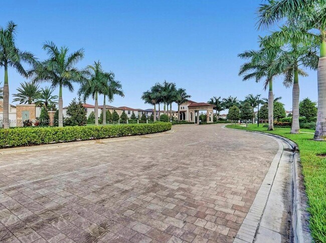 Foto del edificio - 11066 W 33rd Ln