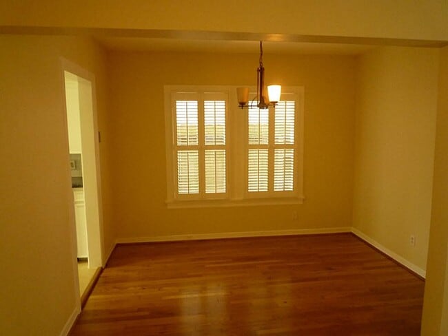 Foto del edificio - 4107 Riley St