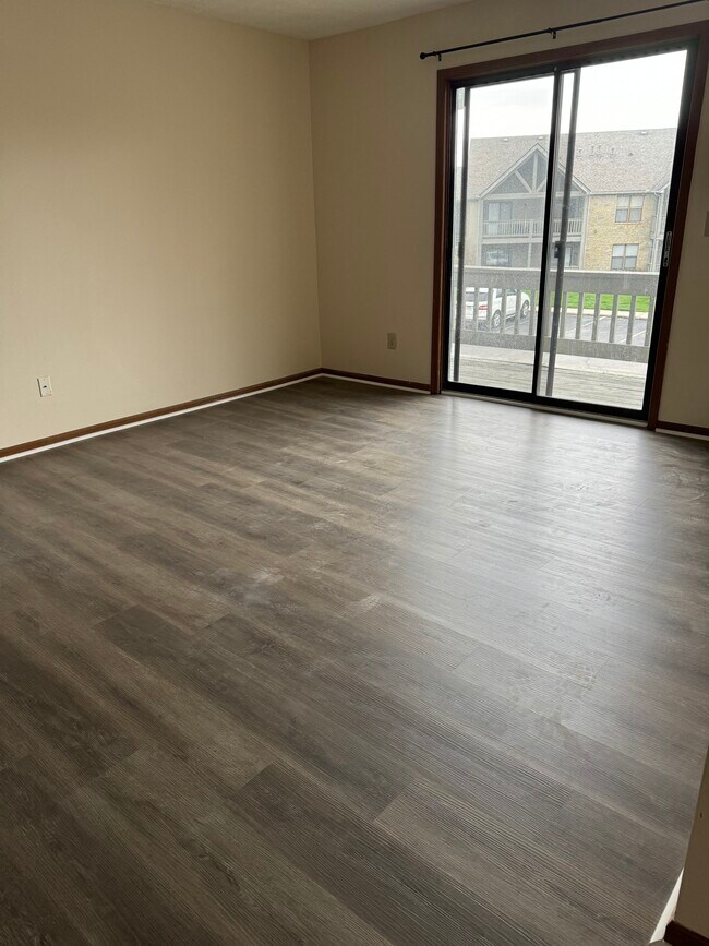 Foto del edificio - 5345 Stonemeadow Ave