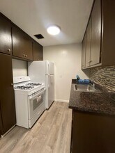 Building Photo - 2315 Parker St