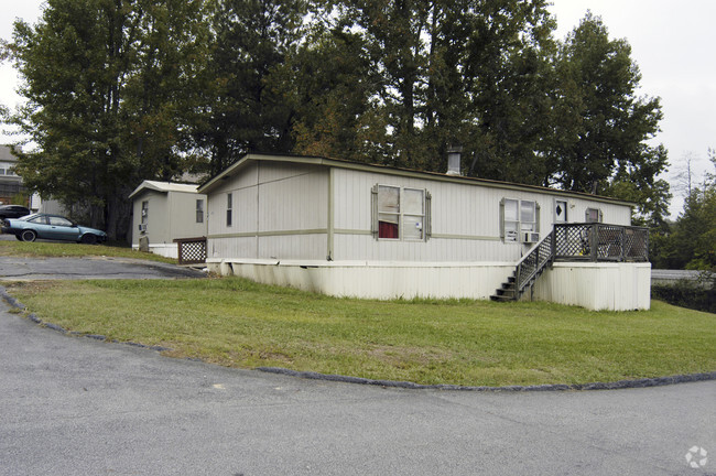 Foto del edificio - Pinebrook Mobile Home Community