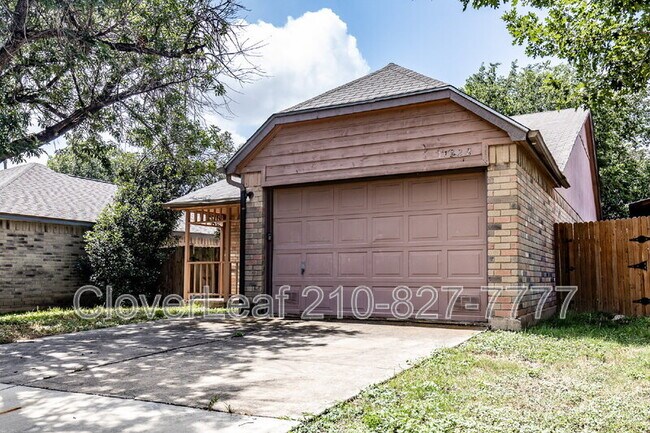 Foto del edificio - 11322 Potter Valley Dr