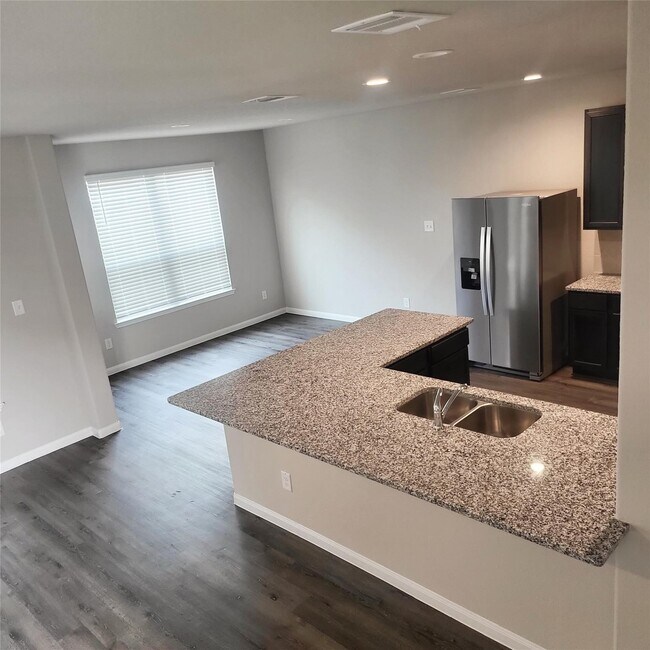 Foto del edificio - 22114 Imperious Pk Wy