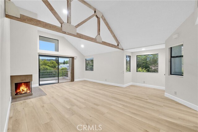 Foto del edificio - 5744 E Creekside Ave