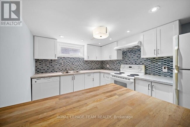 Photo du bâtiment - 2226 Tawney Rd