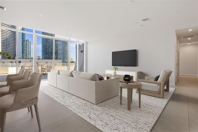 Foto del edificio - 555 NE 34th St
