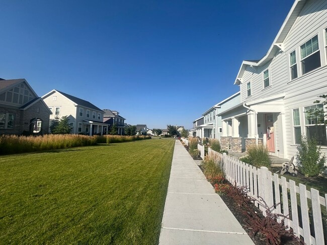 Foto del edificio - Amazing 4 Bed, 3.5 Daybreak Home with Office