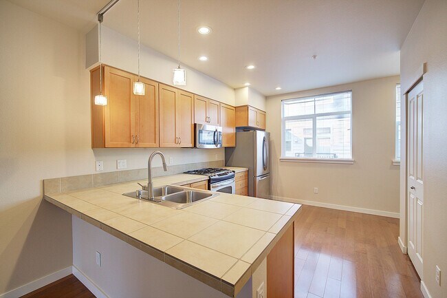 Foto del edificio - 2Bd/1.75Ba Issaquah Townhouse