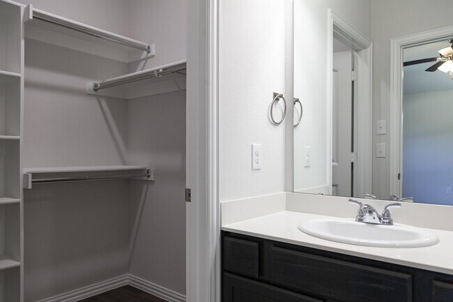 Foto del edificio - 702 N Wofford St