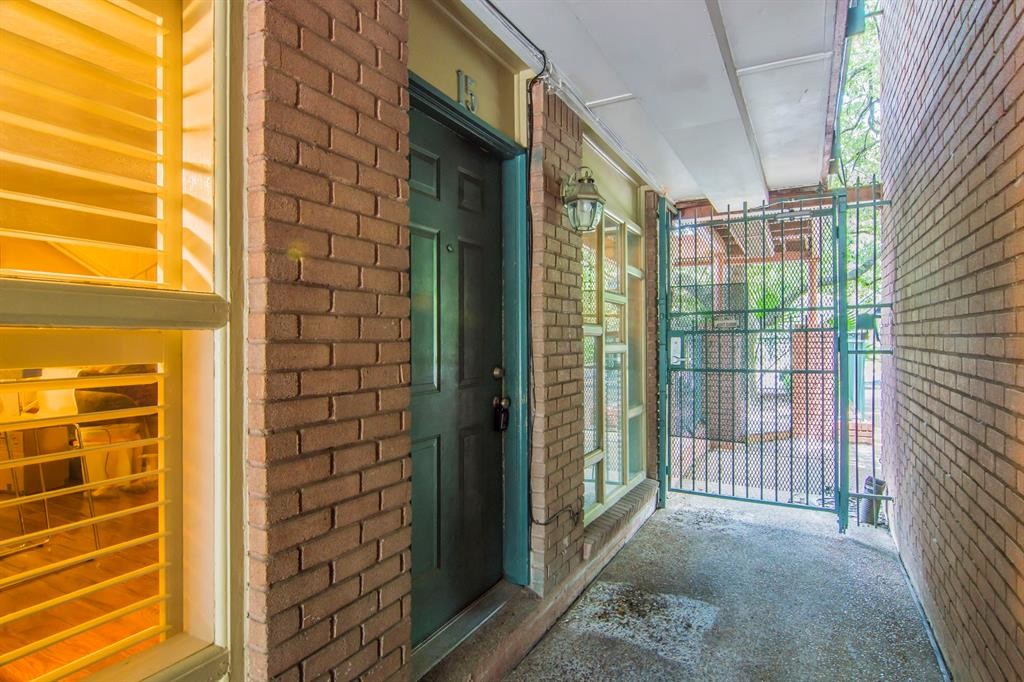 Foto principal - 3502 Burlington St
