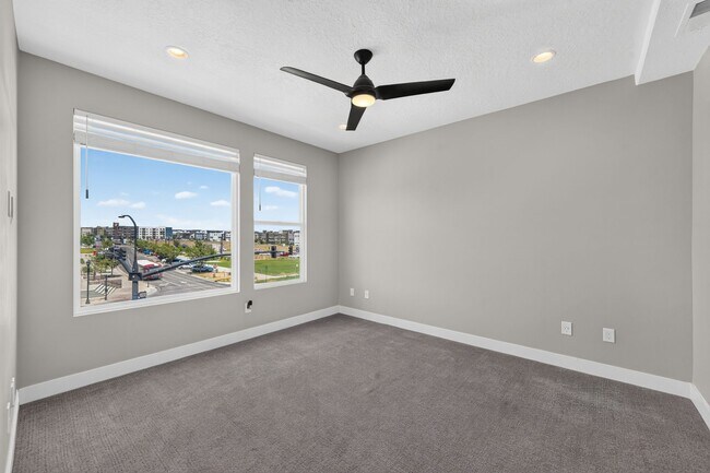 Foto del edificio - 5091 W Daybreak Pkwy