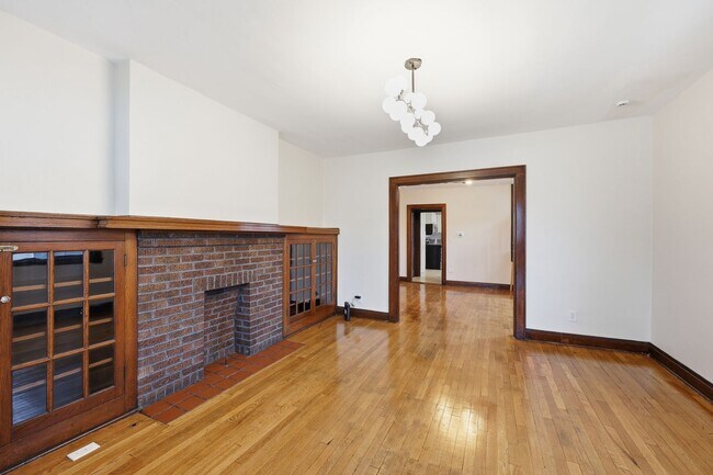 Foto del edificio - E Markison Ave