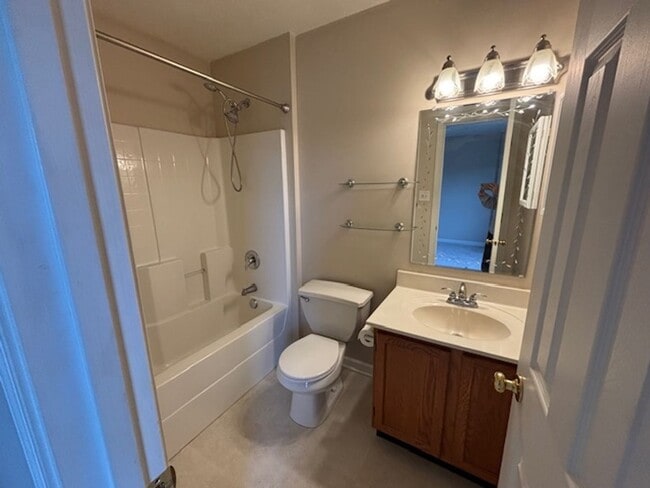 Foto del edificio - 3 Bedroom/2.5 Bath Townhome in Export, PA