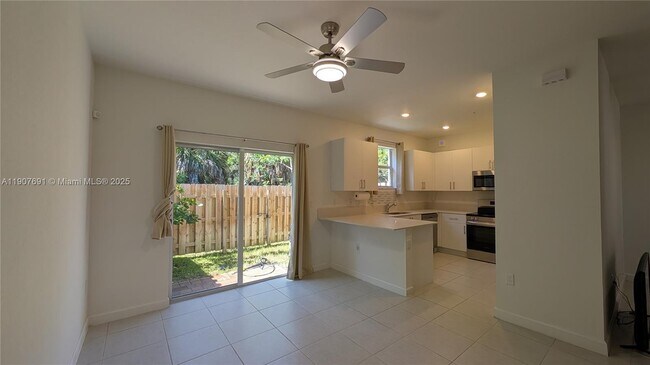 Foto del edificio - 2741 NW 55th Way