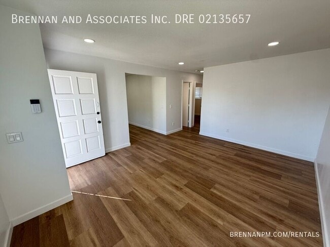 Building Photo - 3774 Beta St