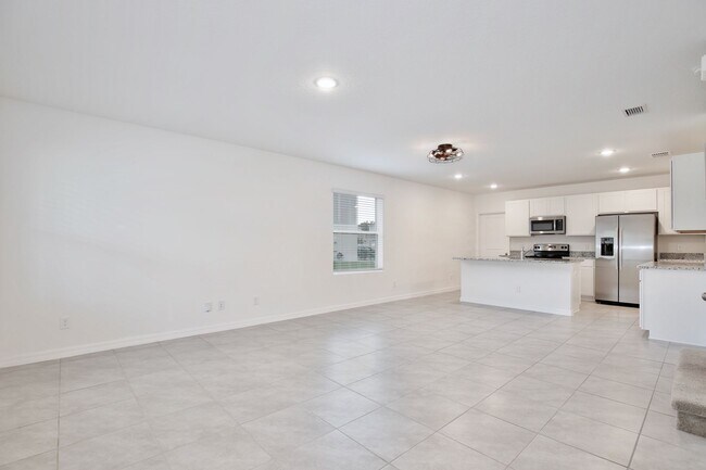 Building Photo - Stunning 3/2.5 Modern Townhome with a Loft...
