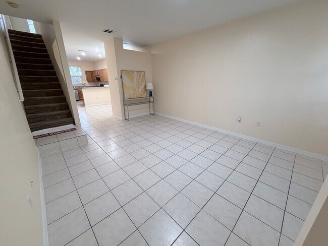 Foto del edificio - 3880 SW 20th Ave