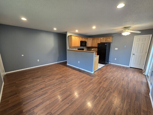 Foto del edificio - 1407 Robin Rd