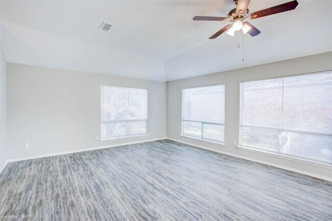 Building Photo - 3 br, 2 bath House - 12943 Newbrook Dr