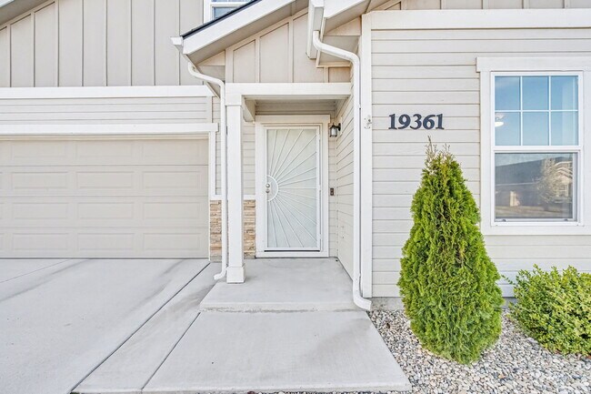 Foto del edificio - 19361 Kiowa Crk Wy