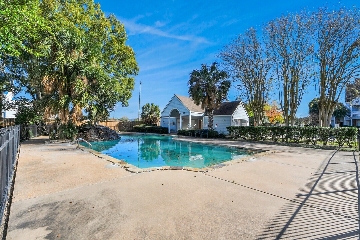 Foto del edificio - 14550 Fonmeadow Dr