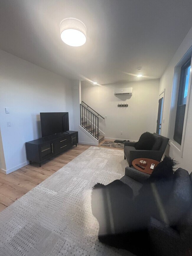 Foto del edificio - 2989 S 30th Ave