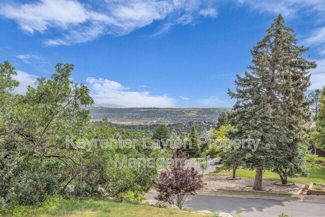 Building Photo - 2420 Bonneville Terrace Dr