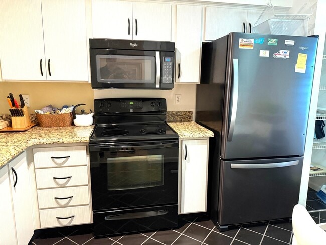 Foto del edificio - 7240 Huntington Ln