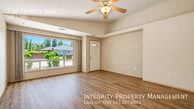 Building Photo - 730 Trinity Way