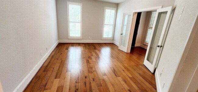 Foto del edificio - 11 W Rafters Row