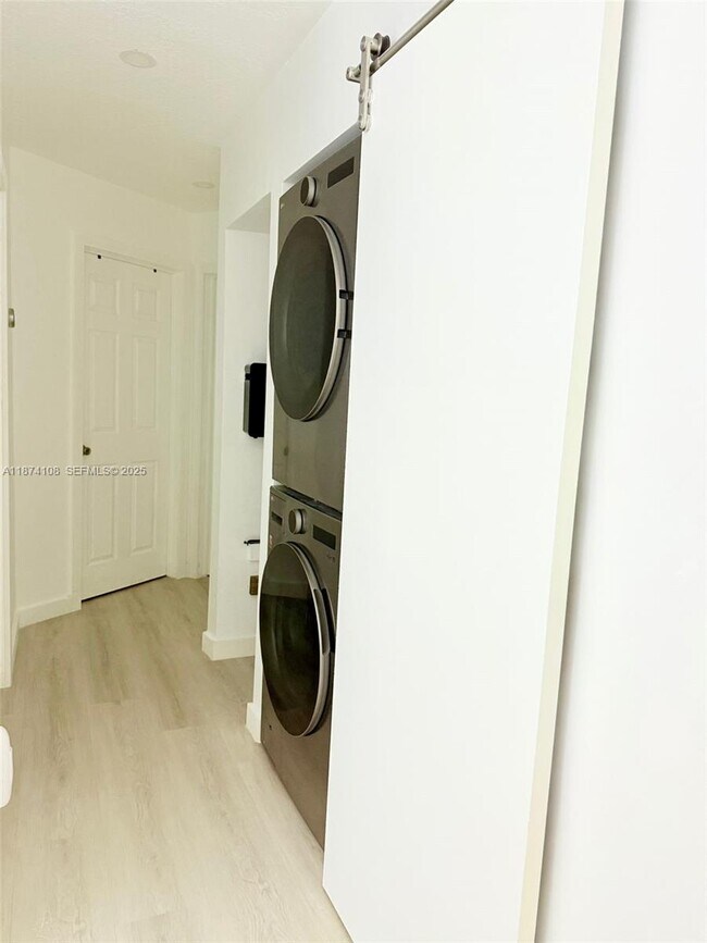 Foto del edificio - 3871 SW 147th Ave