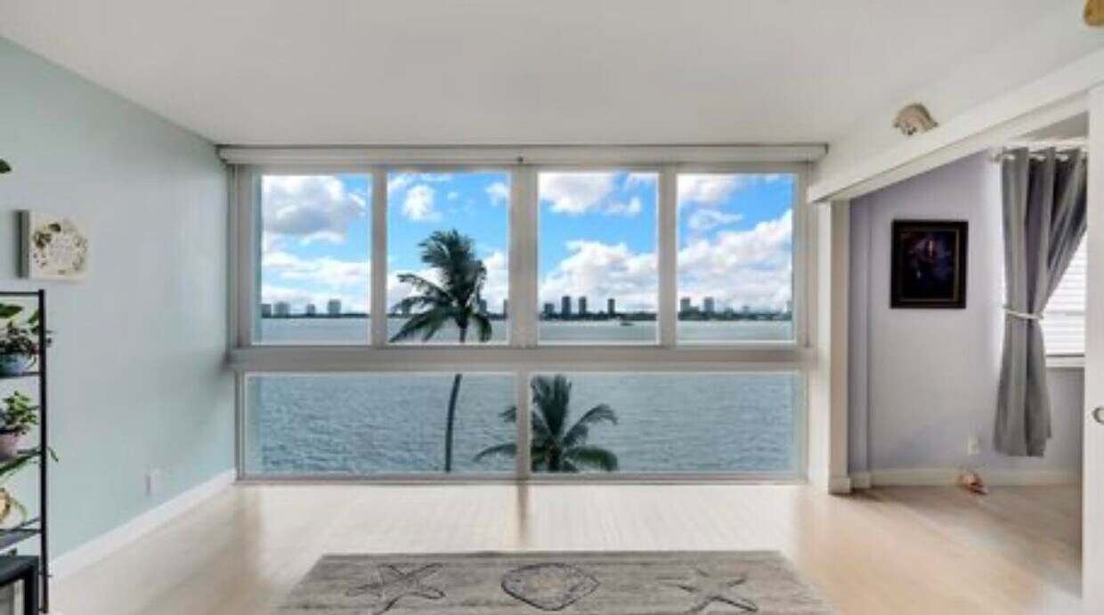 301 Lake Shore Dr Unit 506, Lake Park, FL 33403 Condo for Rent in