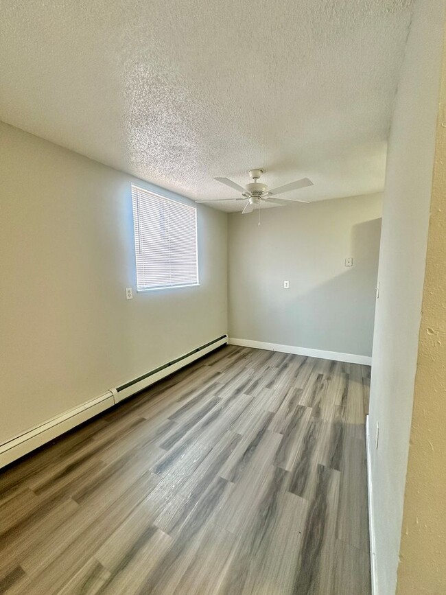 Foto del edificio - Charming 1 Bedroom in Aurora