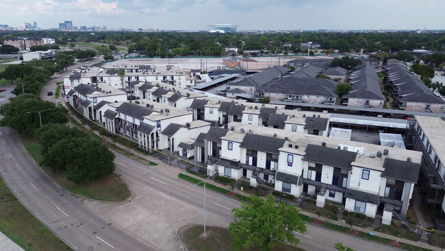 Vista aérea - Star Braeswood Apartments