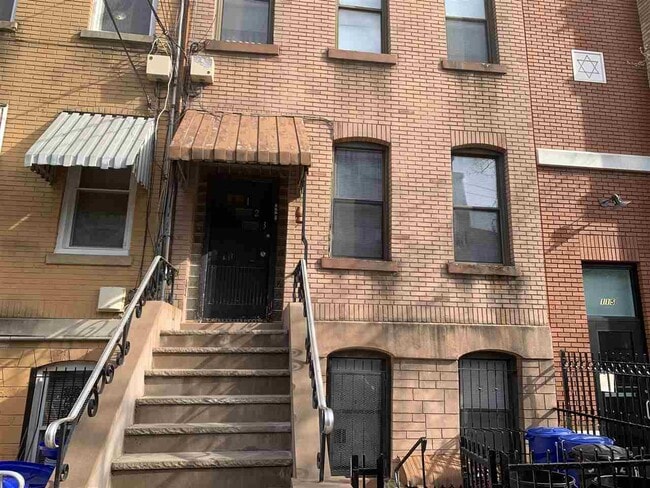 exterior - 123 Park Ave