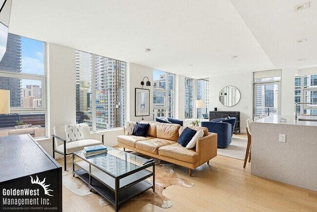 Foto del edificio - High-Rise Luxury 2Bdm 2Ba Condo in Downtown San Diego!