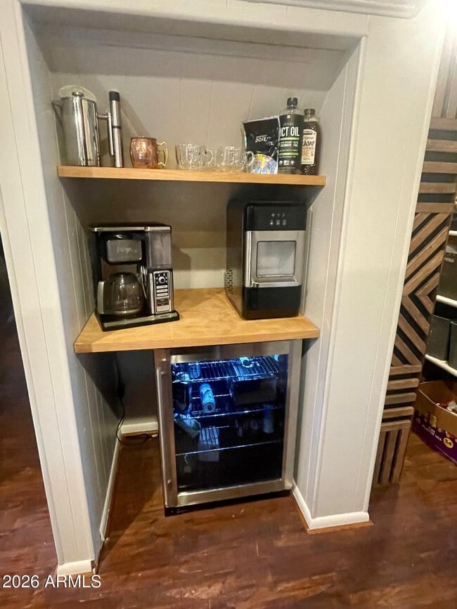 Building Photo - 17455 Big Sky Dr