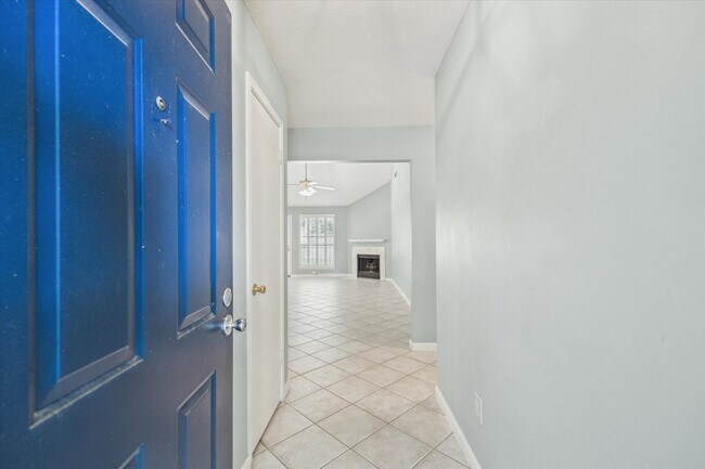 Foto del edificio - 2227 Friarwood Trail